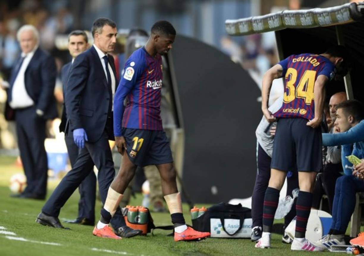 Dembélé salió del campo lesionado. El Barcelona anunció que el francés sufrió una lesión muscular en los isquiotibiales de la pierna derecha.