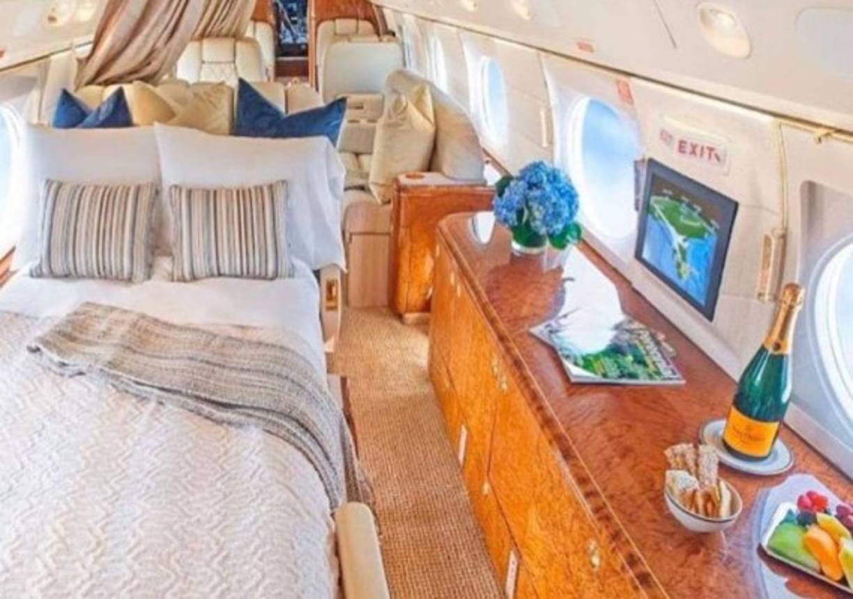 Así de eséctacular es el interior del avión de Messi.