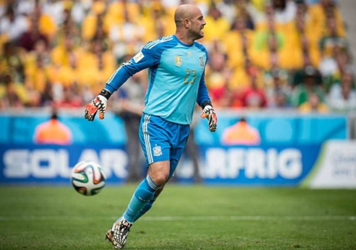 Tras la negativa de Donnarumma a renovar su contrato, según La Gazzetta dello Sport el Milan estaría pensando en porteros como Reina, Neto o Plizari, joven guardameta del filial.