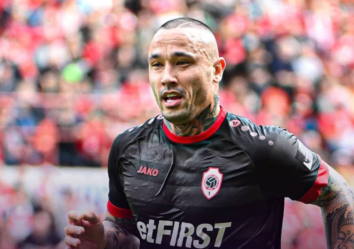 Tras debutar con gol el pasado viernes 24 de enero, el exinternacional belga ha sido detenido en su país al estar vinculado presuntamente con una trama de tráfico de drogas internacional.