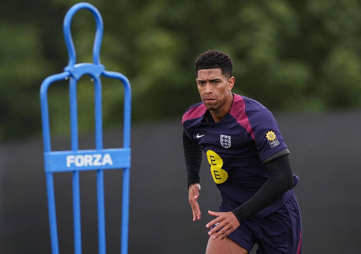 “Son más frecuentes en mujeres en edad fértil porque están relacionados con los estrógenos, aunque también pueden aparecer en hombres y más frecuente en personas altas”, dio a conocer.