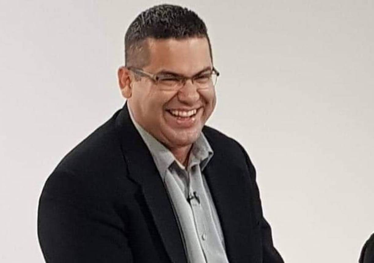 Una de la presentadoras de la revista “Refundación” le consultó al funcionario: “¿Cuánto gana Miguel Briceño”, a lo que él contestó: “109 mil (lempiras), para qué les voy a mentir. 