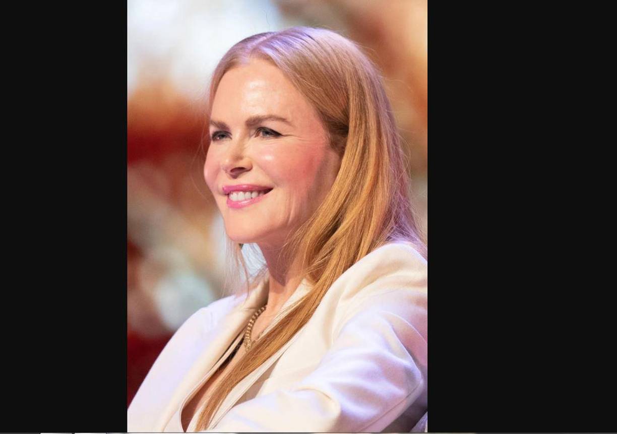 “Me gustaría viajar más por el mundo, (...) amo México. Me encantaría poder regresar al país, traer a mis hijas para que disfruten la cultura, la gente”, expresó. 