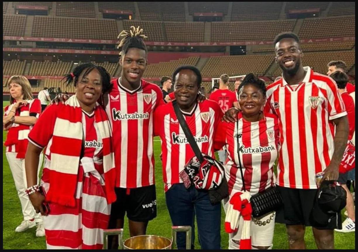 Acabaron recorriendo a pie la mayor parte del viaje, incluido un paso por el desierto del Sahara. Años después, el mismo Nico le contaría a un medio español que su madre hizo parte del recorrido “descalza”.