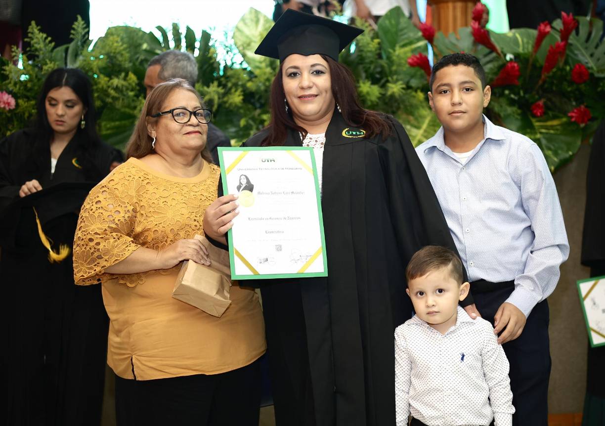 Patricia Meléndez, Melissa Lara, Alan Bueno y Matías Trejo