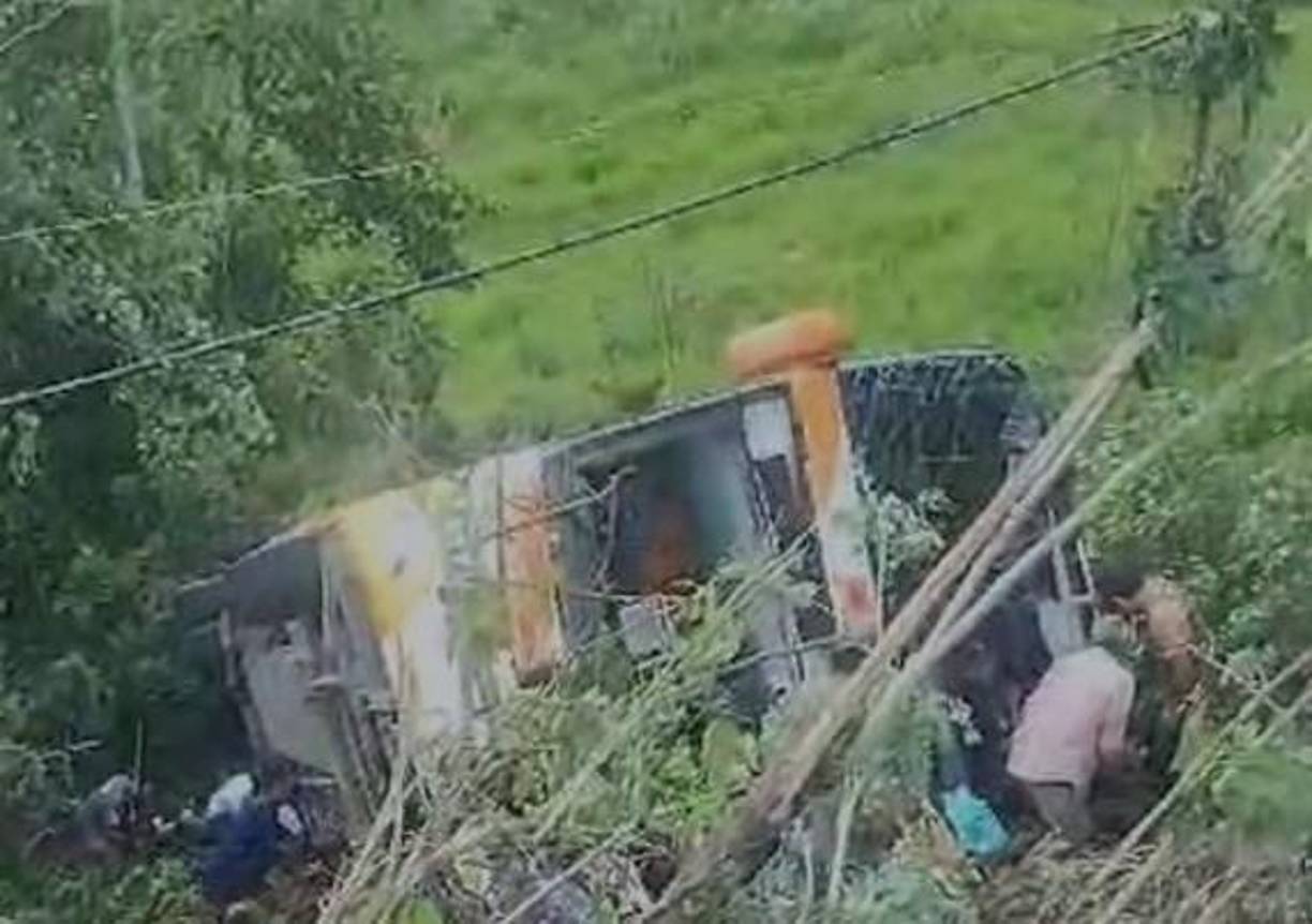 Medios locales detallaron que se trataba de un viaje de final de curso de alumnos de secundaria de la institución educativa San Jacinto de Vice de Piura.