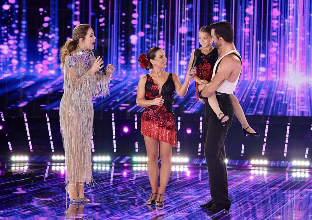 Ante la pregunta de cómo reaccionó la niña tras la ruptura, y la forma en que como padres intentaron salvaguardar a la pequeña en el aspecto emocional por la separación de sus padres, Adamari contó: