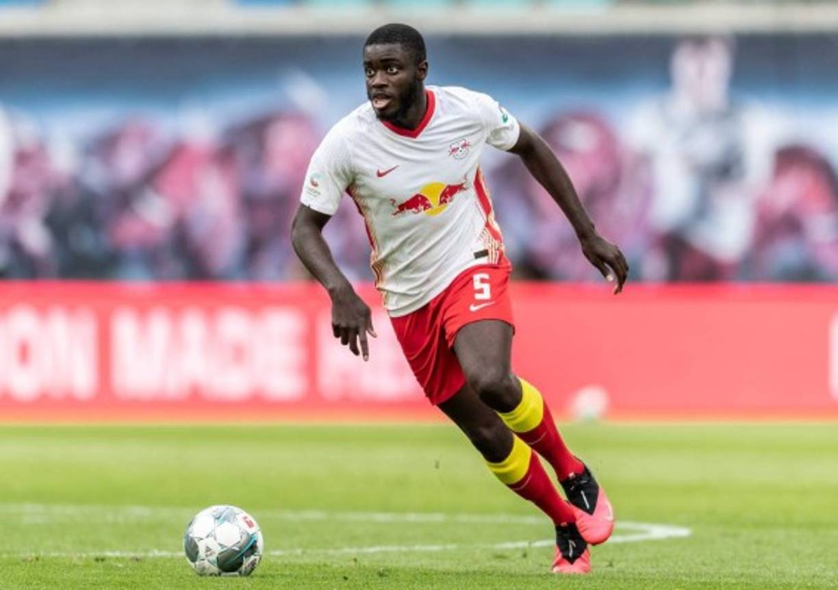 Dayot Upamecano - Defensa francés del RB Leipzig.