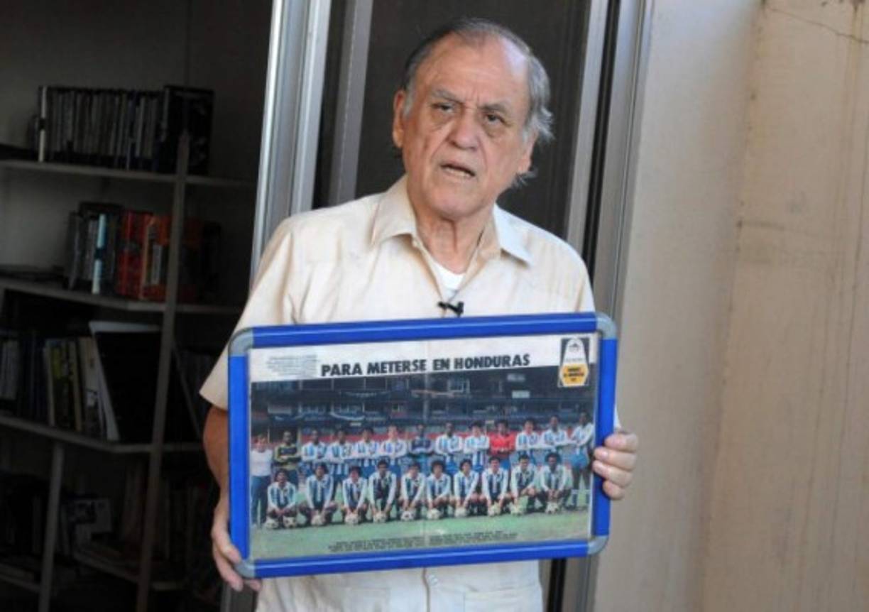 Es considerado uno de los mejores entrenadores en la historia del fútbol hondureño por la mayoría de aficionados, entrenadores, jugadores, y por la prensa deportiva.