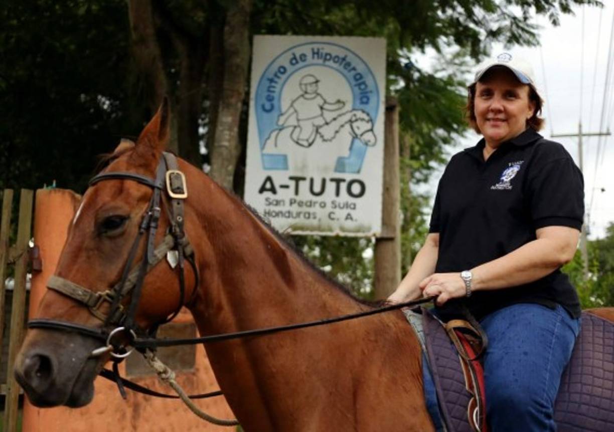 Nunca esperó que su labor silenciosa fuera reconocida con el galardón que por primera vez entregó la Osovi este año como “un premio a la caridad hecha persona”.