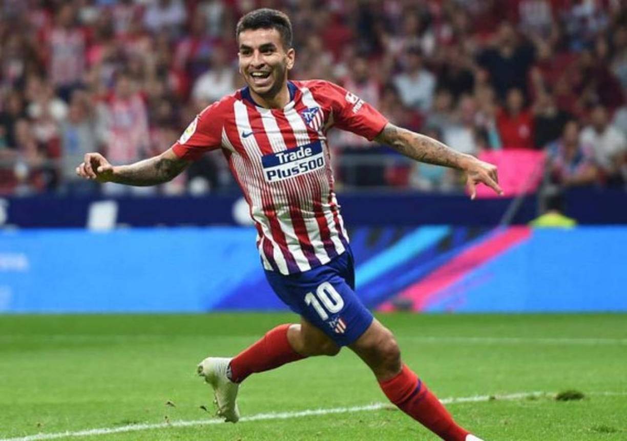 Ángel Correa: La Cadena Ser informa que no hay acuerdo entre el Atlético de Madrid y el AC Milan para el fichaje del delantero argentino. El club español ha rechazado una oferta de 10 millones por un préstamo de dos años.