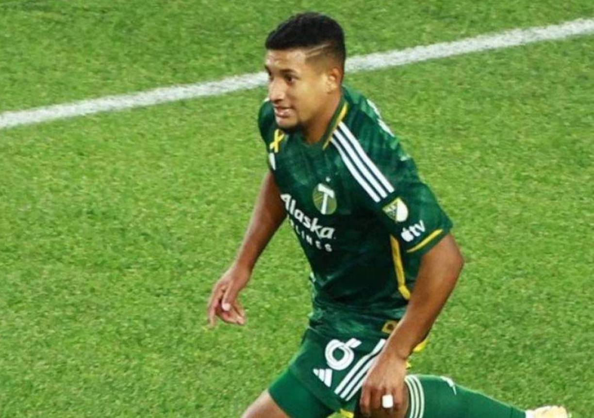 El Portland Timbers declinó la opción contractual de Bryan Acosta por lo que el futbolista hondureño es agente libr. Peese a ello, el club estadounidense desea que vuelva en el 2024, seguramente con una reducción salarial.