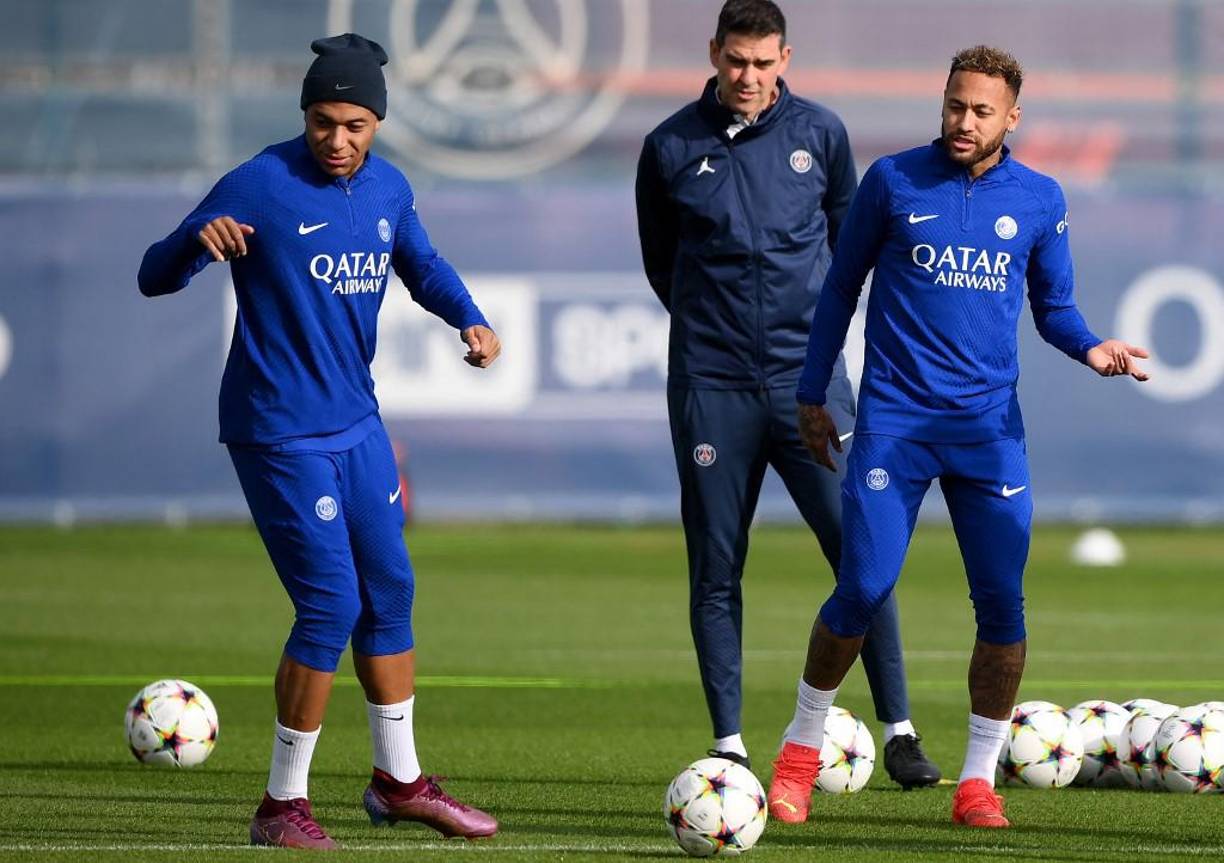 El PSG le prometió a Mbappé la venta de Neymar pero el brasileño se quedó e inclusive esta temporada ha tenido mayor protagonismo que el francés. 