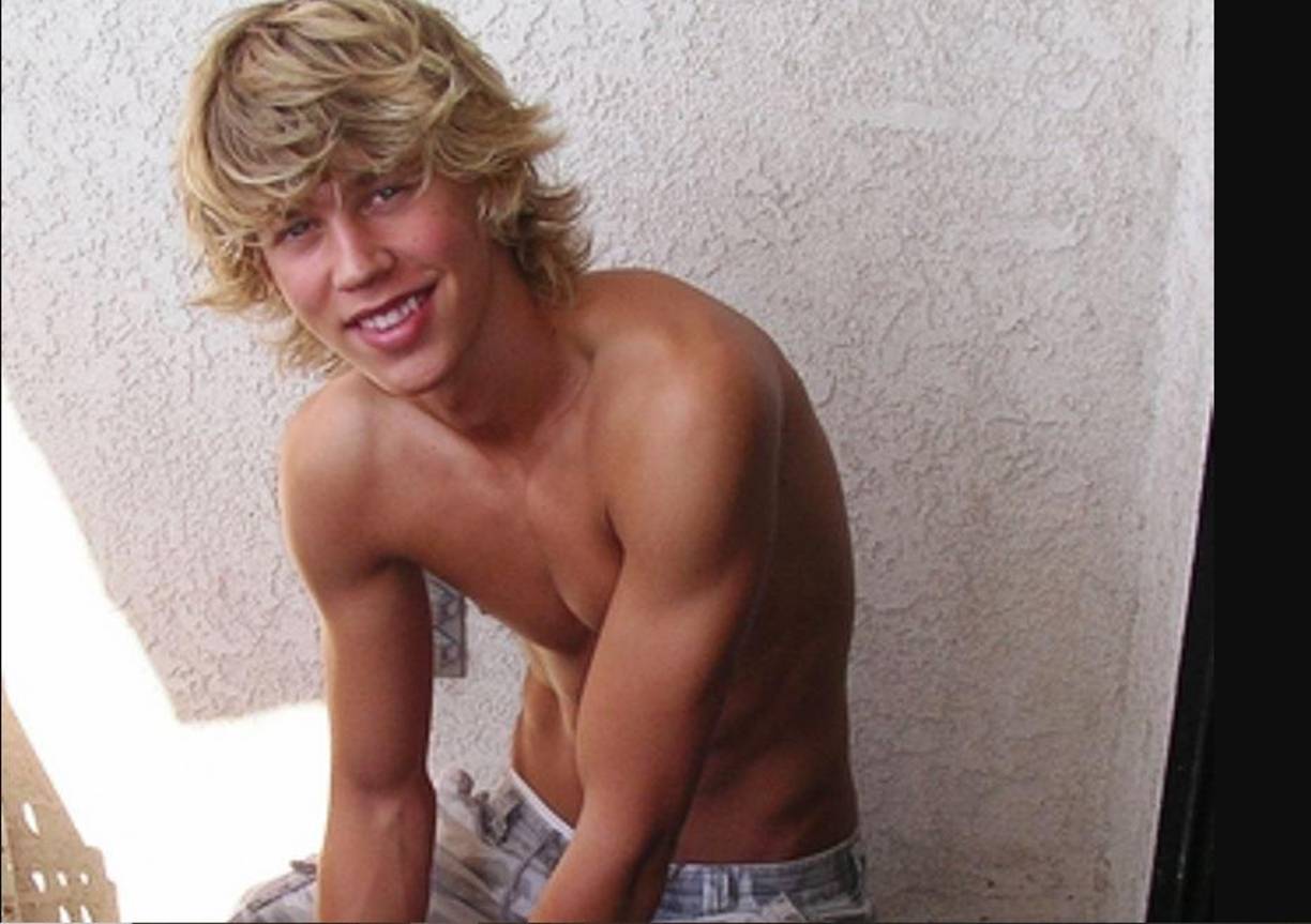  “Así que decidí tratar cada uno de esos trabajos como una manera de crecer”. A GQ, el actor contó que quería hacer papeles como “What’s Eating Gilbert Grape” o “The Basketball Diaries”.