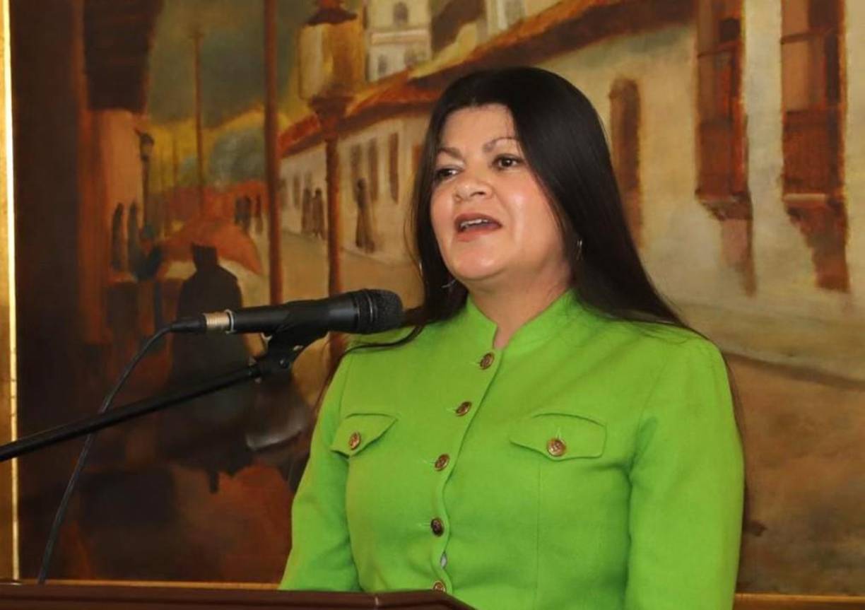 <b>14. Postulante Gladys del Socorro Cruz, Abogada: </b>“Con el afán de hacer patria, de sumar y no restar, me postulé al cargo de concejal propietario del CNE. Estamos tratando de marcar la diferencia”, dijo. 