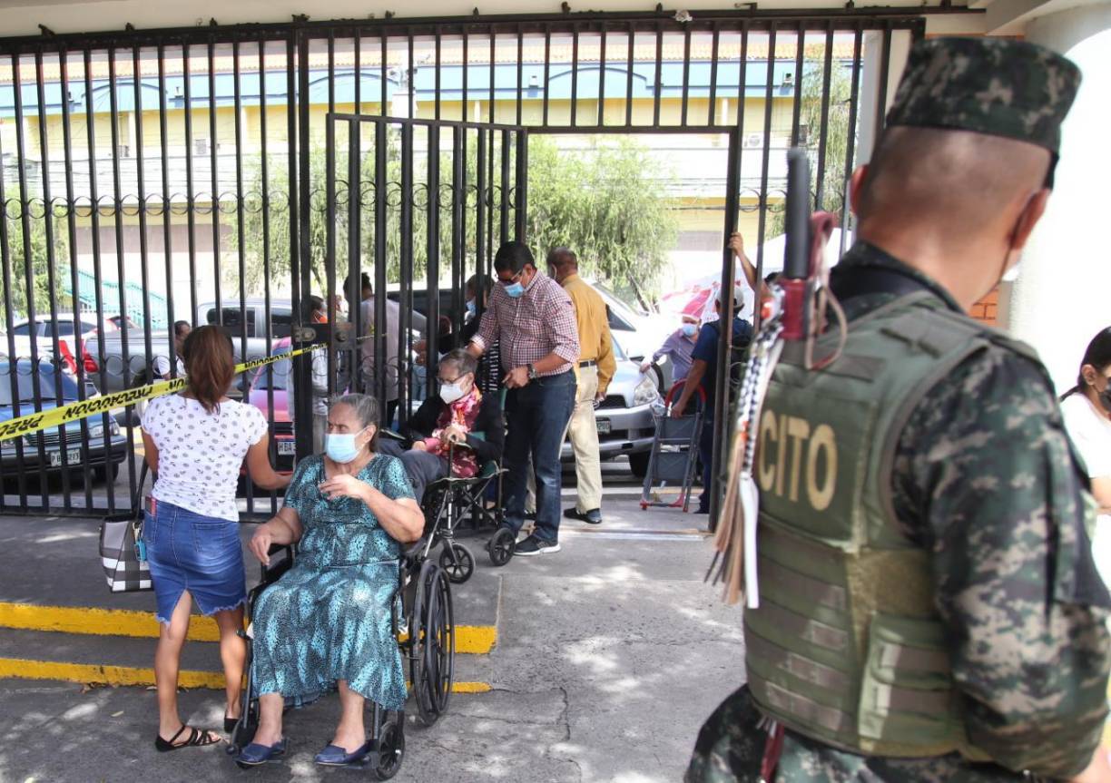 Su discapacidad física no les impide a estos hondureños ejercer el voto este 28 de noviembre