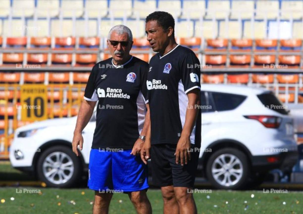 El exdefensor Mario Beata es el nuevo asistente técnico de Manuel Keosseián en el Olimpia.