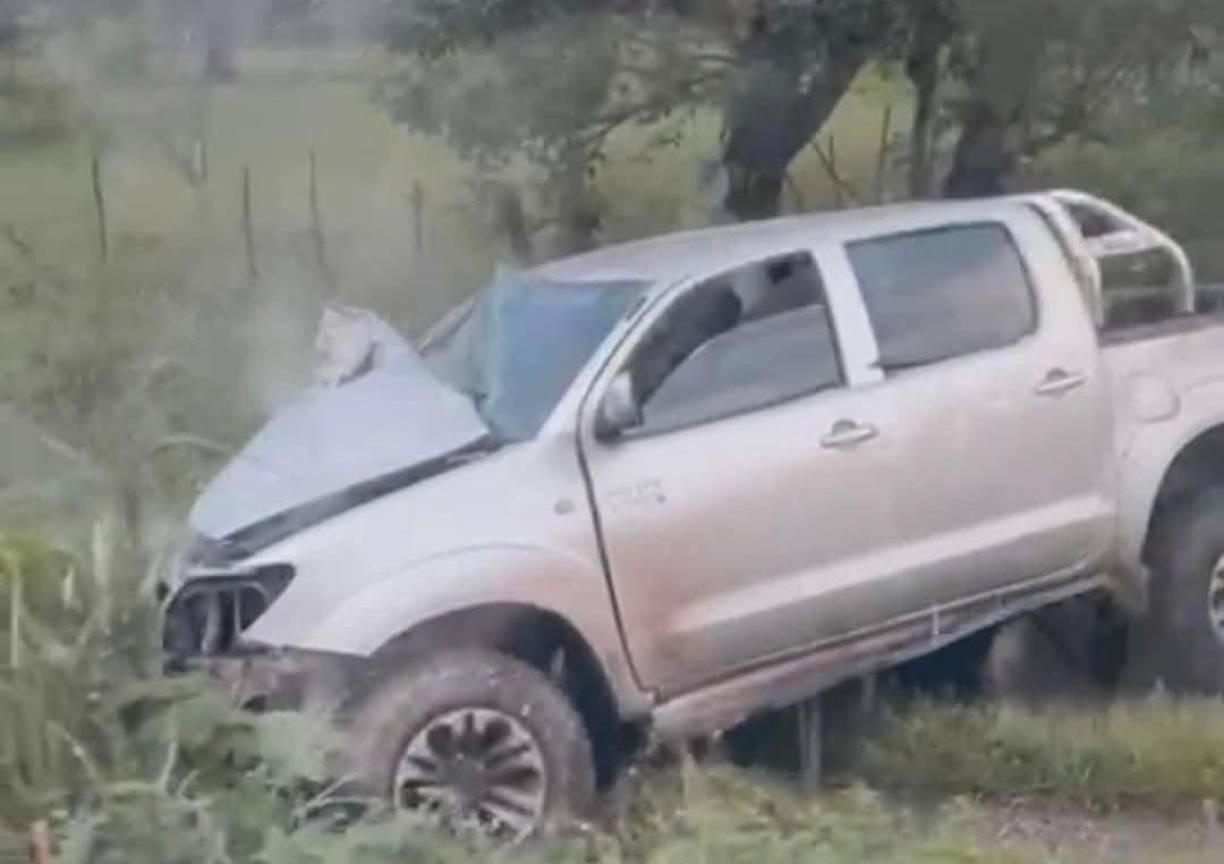 ”Pedimos justicia porque no fueron perros a los que le quitó la vida. Ellos iban bien, ilusionados, se levantaron temprano para llegar temprano y por culpa de este señor ya no va a poder ser”, apuntó.