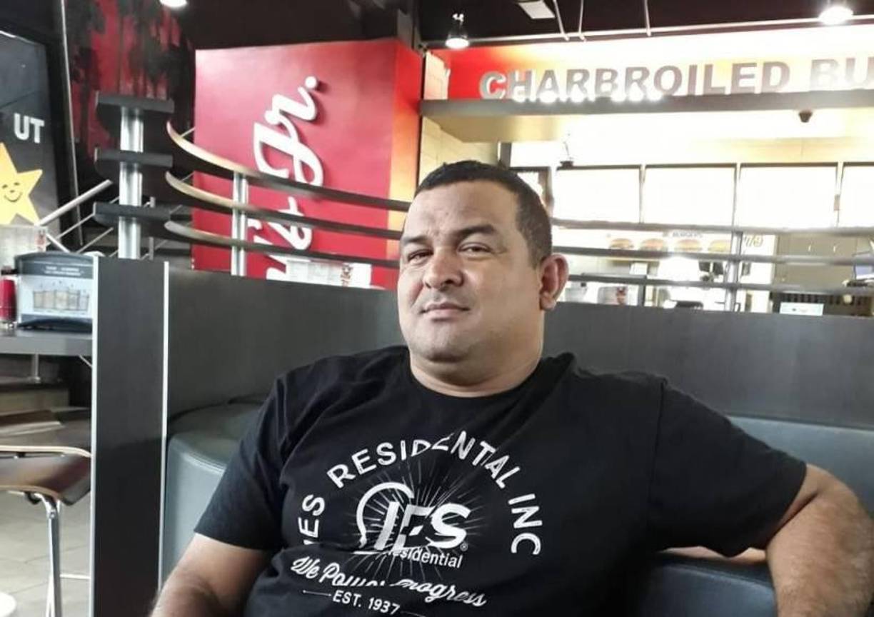 La Policía Nacional maneja como principal hipótesis un ajuste de cuentas, debido a la forma en que ocurrió el asesinato. 