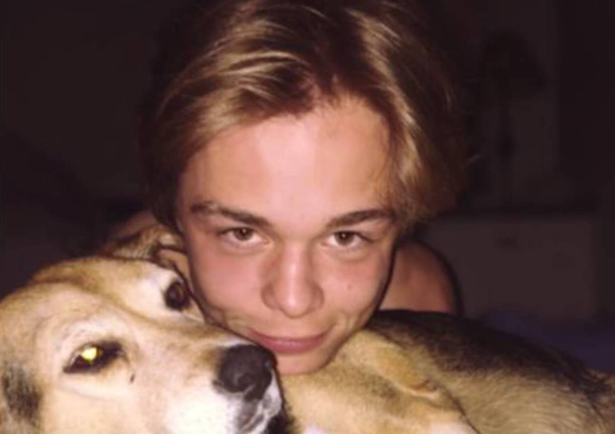 Bech era el hermano mayor de Jack Bech, también jugador de fútbol americano, actualmente receptor para la Universidad Cristiana de Texas (TCU, en inglés) y anteriormente para la Universidad Estatal de Luisiana (LSU).