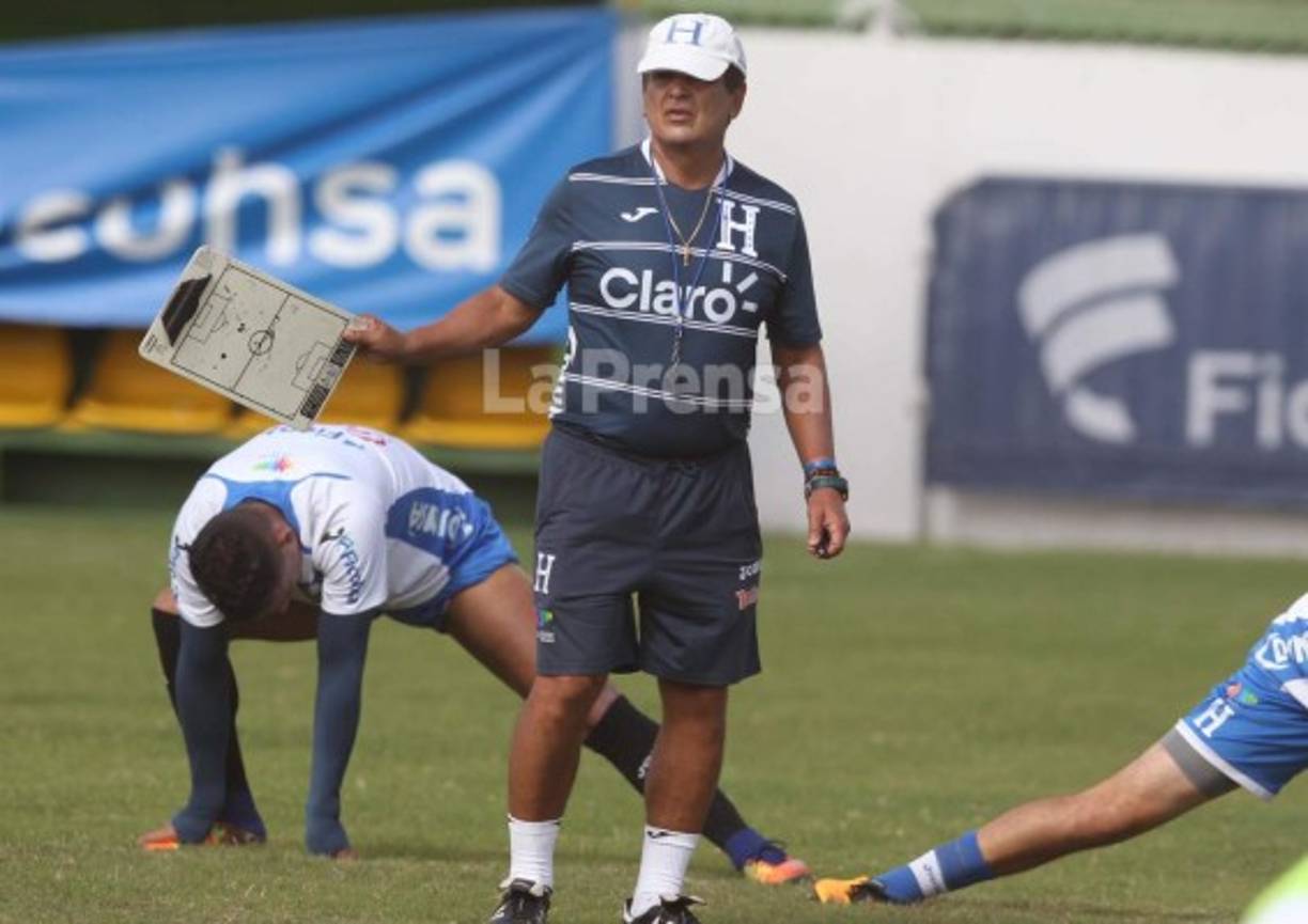 Honduras y Jorge Luis Pinto se juegan la vida este sábado frente a Costa Rica en duelo a realizarse a partir de las 4 de la tarde. El combinado catracho se reporta listo y debe de sacar la victoria para seguir con vida y aspirar al Mundial de Rusia 2018. Hoy te presentamos al posible 11 titular de la Bicolor.