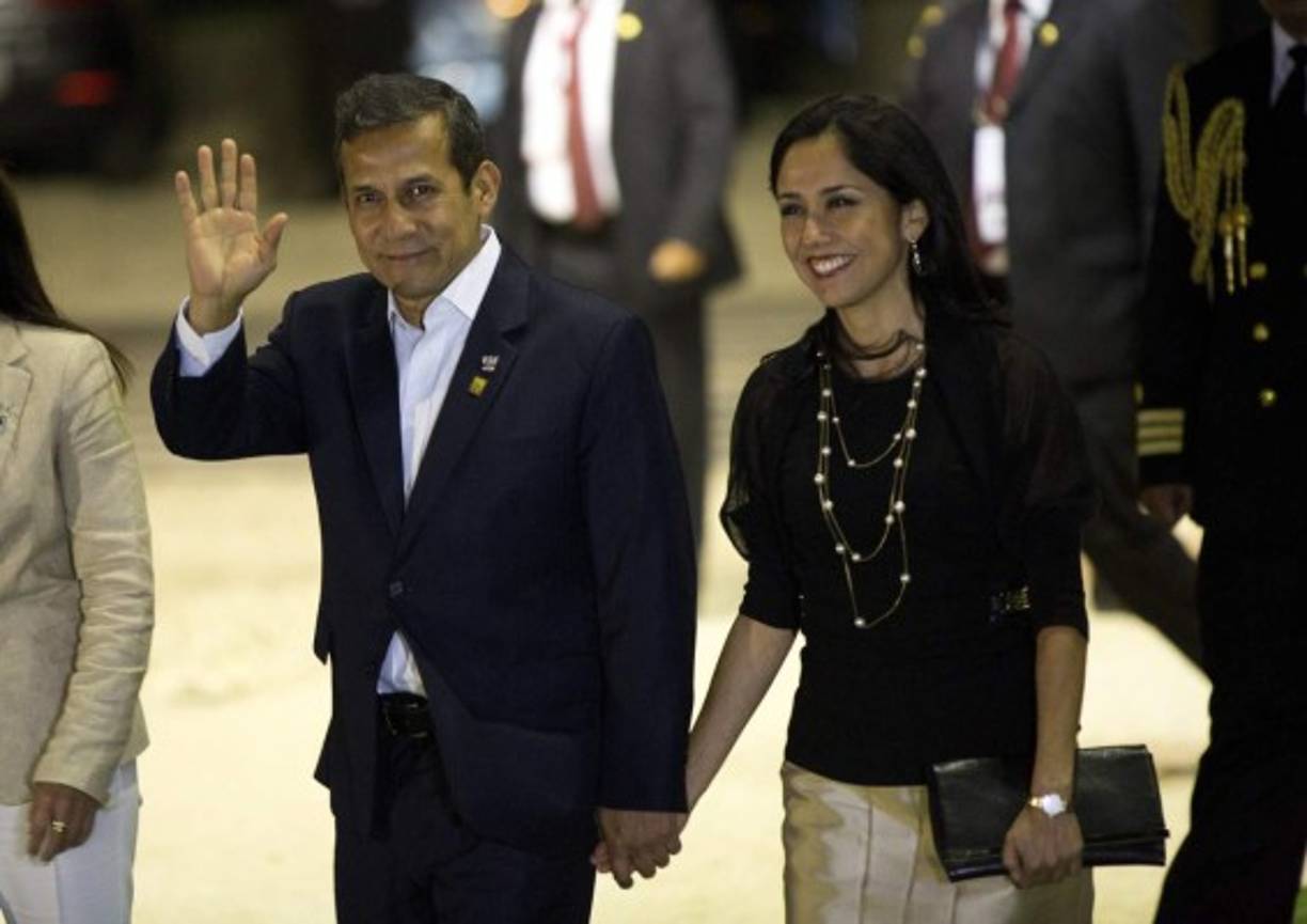 La ex primera dama de Perú Nadine Heredia y su esposo, el expresidente Ollanta Humala guardan prisión en ese país ambos acusados de lavado de activos y asociación ilícita.