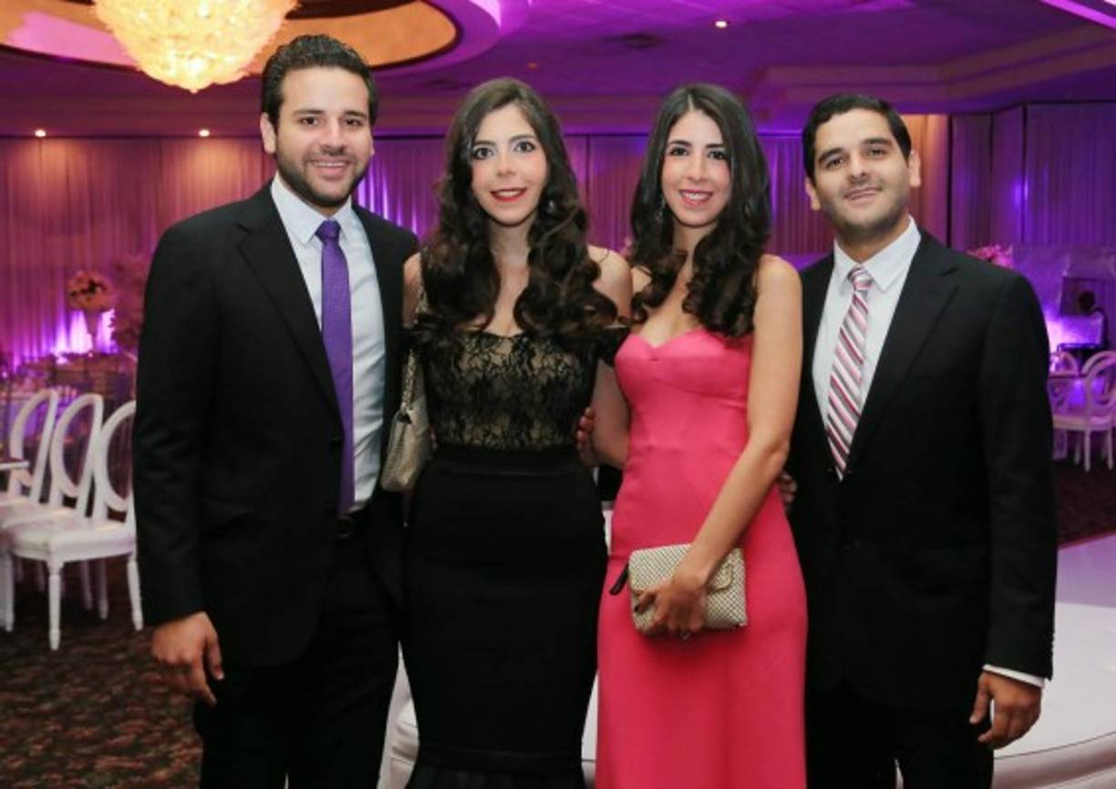 David y Andrea Monterroso con Valeria Zgheibra y Gabriel Monterroso.