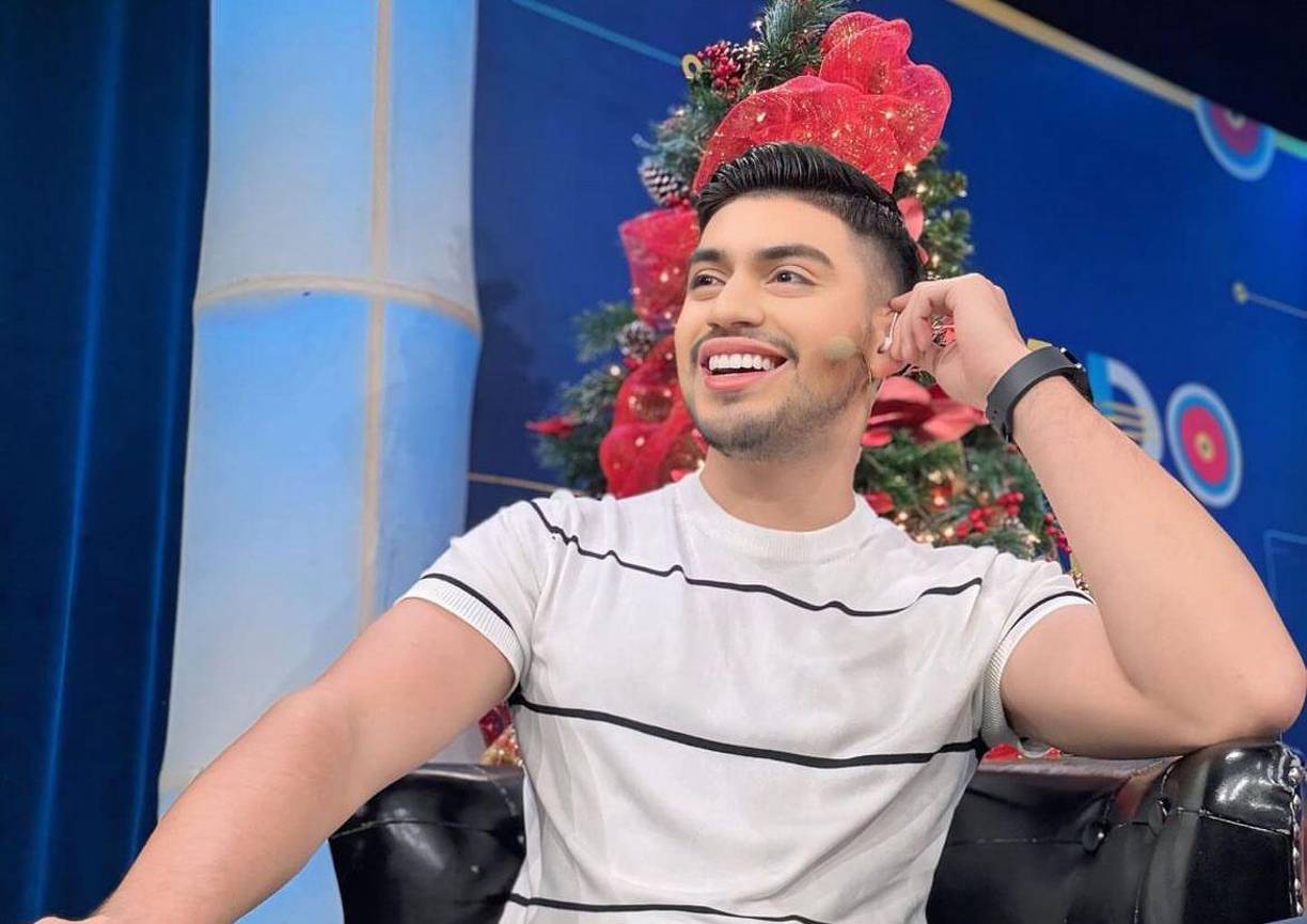 “Es todo; nuevamente aclaro que no hay nada más que una amistad con César”, reiteró la presentadora del programa Con Todo. 