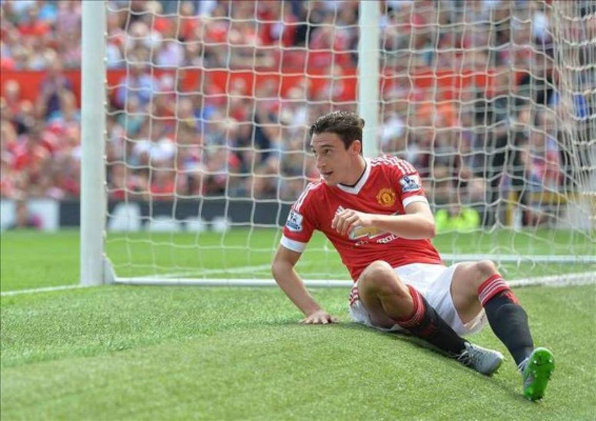 El defensa italiano del Manchester United Matteo Darmian ha dicho en declaraciones a PA Sport que quiere salir del club inglés: 'Mi objetivo y mi ambición es jugar con más regularidad y este año no he podido hacerlo'.