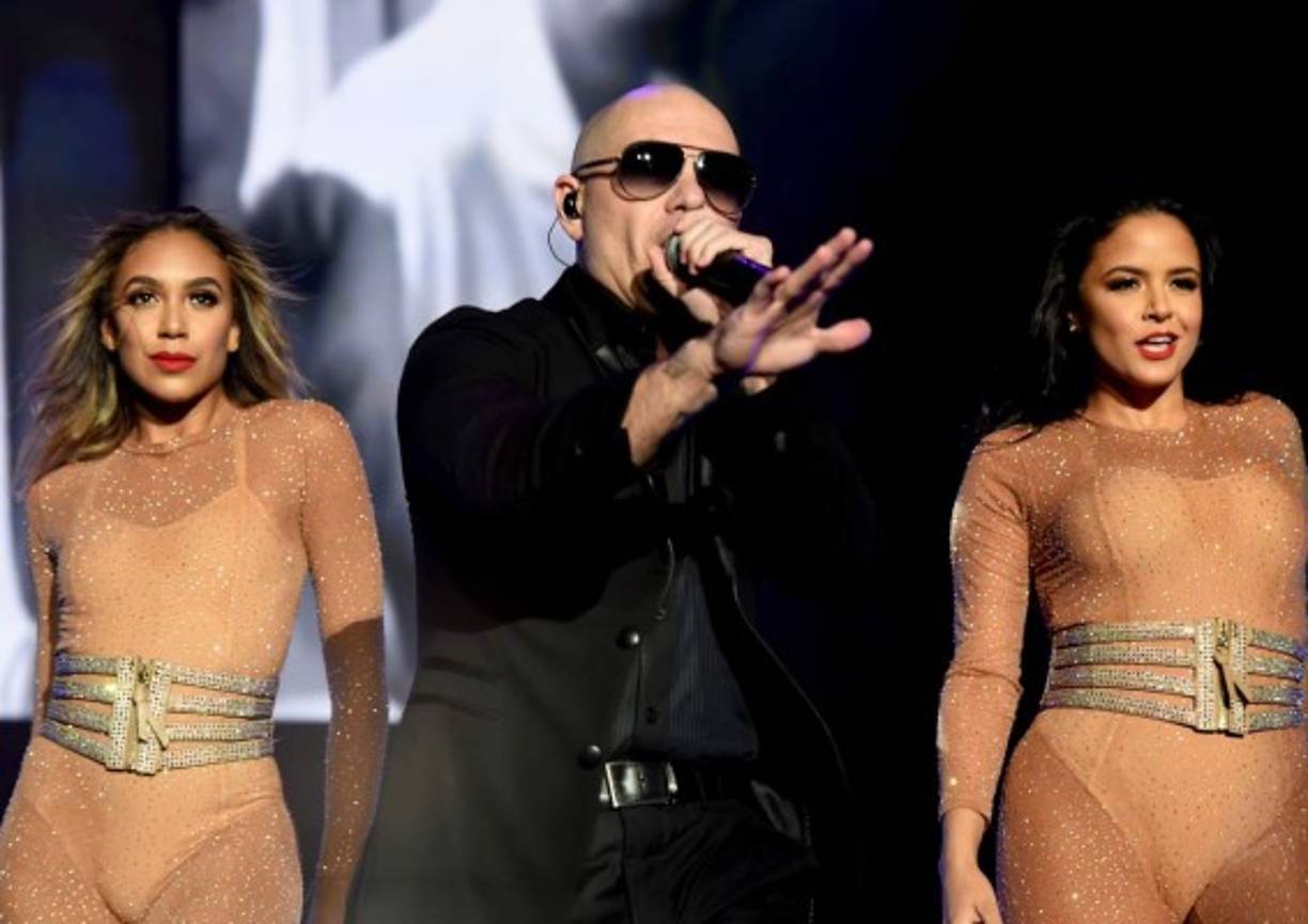 Aunque haya tenido que reorientar su estilo musical para llegar a un público más amplio, lo que no ha cambiado ni un ápice con el paso de los años es el orgullo con el que Pitbull habla de sus raíces cubanas y de sus humildes orígenes en un barrio desfavorecido de Miami, que desde su punto de vista le han ayudado a mantener los pies en la tierra incluso tras convertirse en una estrella internacional.