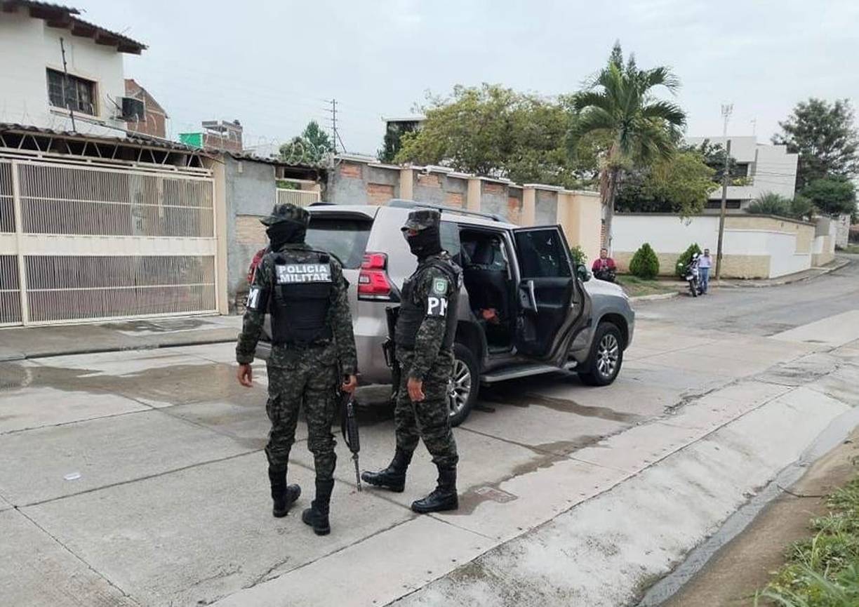 A Martínez le habían quitado a inicios de 2023 la seguridad asignada por el Mecanismo de Protección, por razones no precisadas, señaló Canales, quien dijo ser amigo suyo tras llegar al sitio donde ocurrió el atentado.