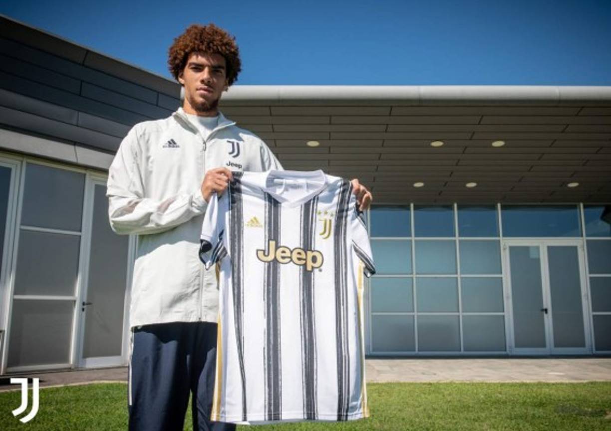 Felix Nzouango Bikien: Joven defensor francés que fue anunciado como fichaje de la Juventus de Italia... Llega procedente de la Academia del Amiens.<br/>