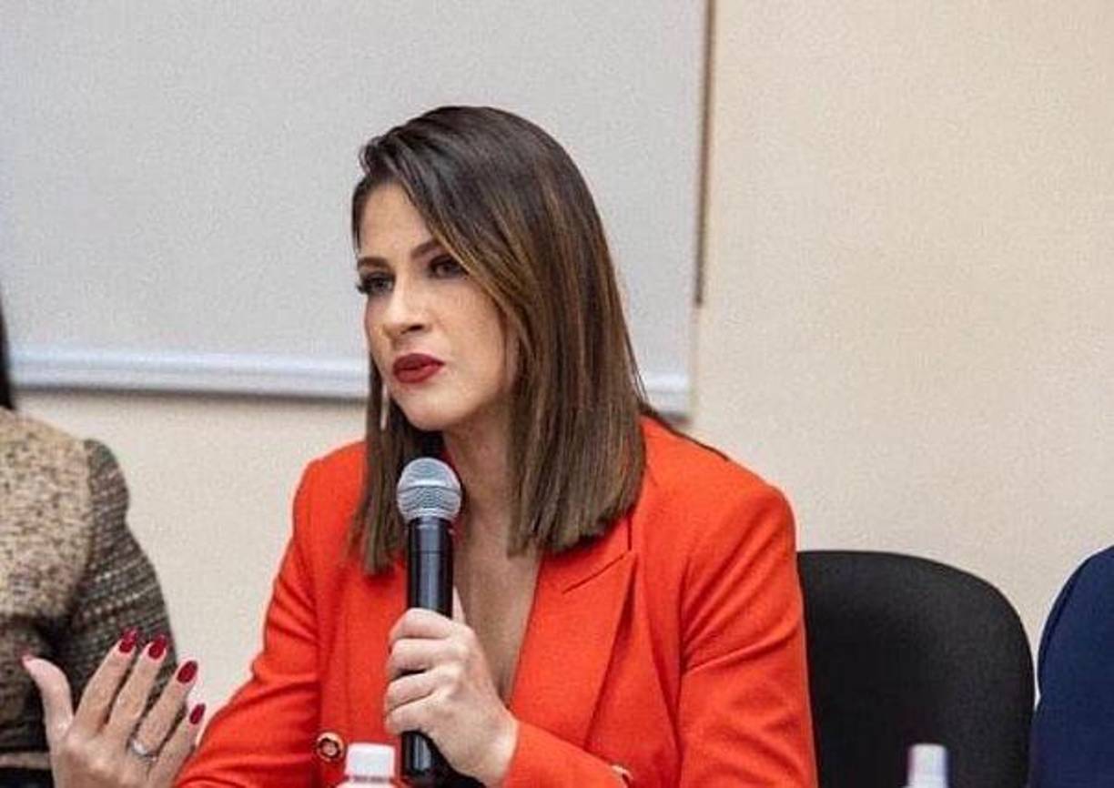 No obstante, la noche del sábado, la legisladora anunció su integración a Libre mediante un video que posteó en redes sociales. 