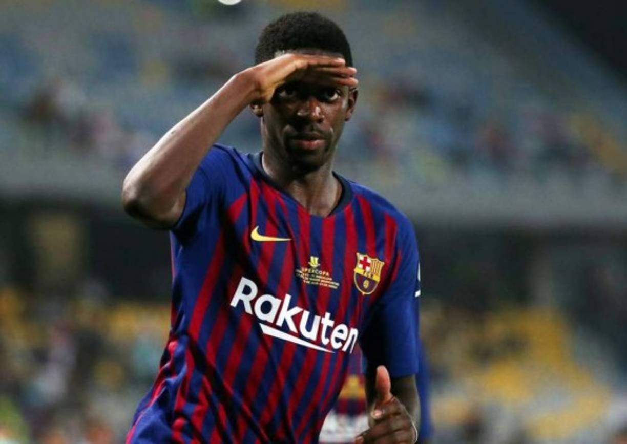 Dembélé llegó al Barcelona en agosto de 2017. El club catalán le pagó 105 millones de euros más 45 en variables al Dortmund de Alemania. Hoy al parecer en el cuadro español estarían arrepentidos por la contratación debido a su estilo de vida.