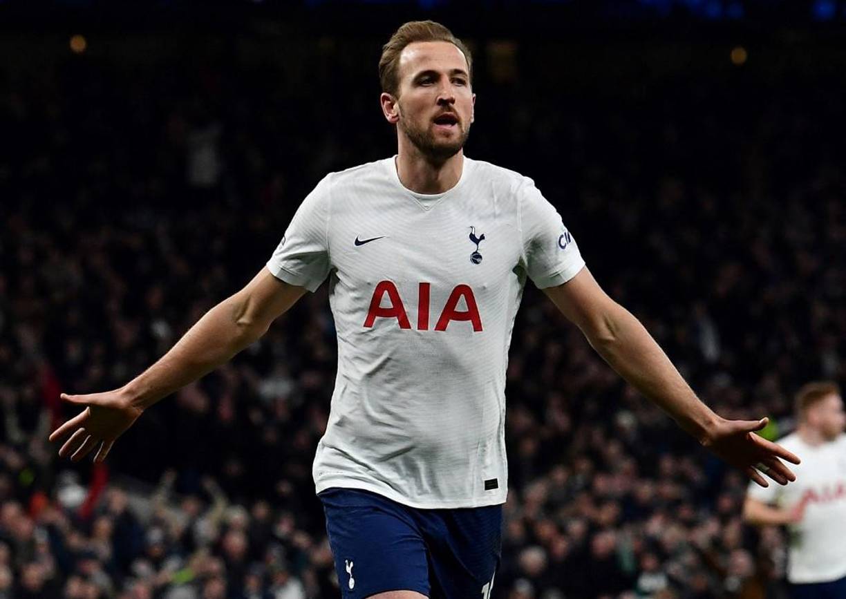 El Manchester United se ha metido de lleno en la carrera por fichar a Harry Kane, delantero del Tottenham. 