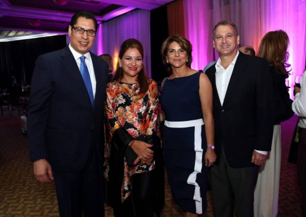 Sebastián y Pía Pastor con Gachi y Luis Larach.