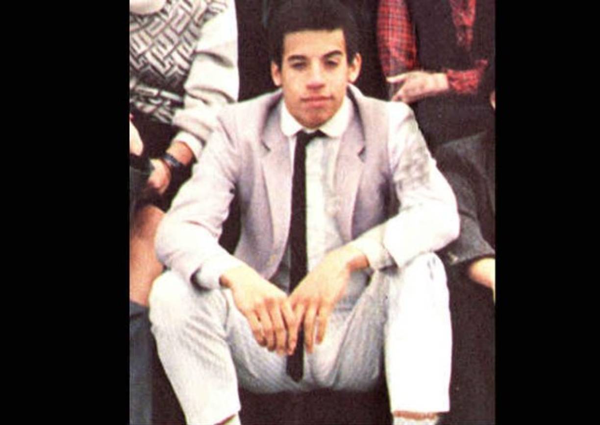 Así lucía con cabello y varias libras de menos.