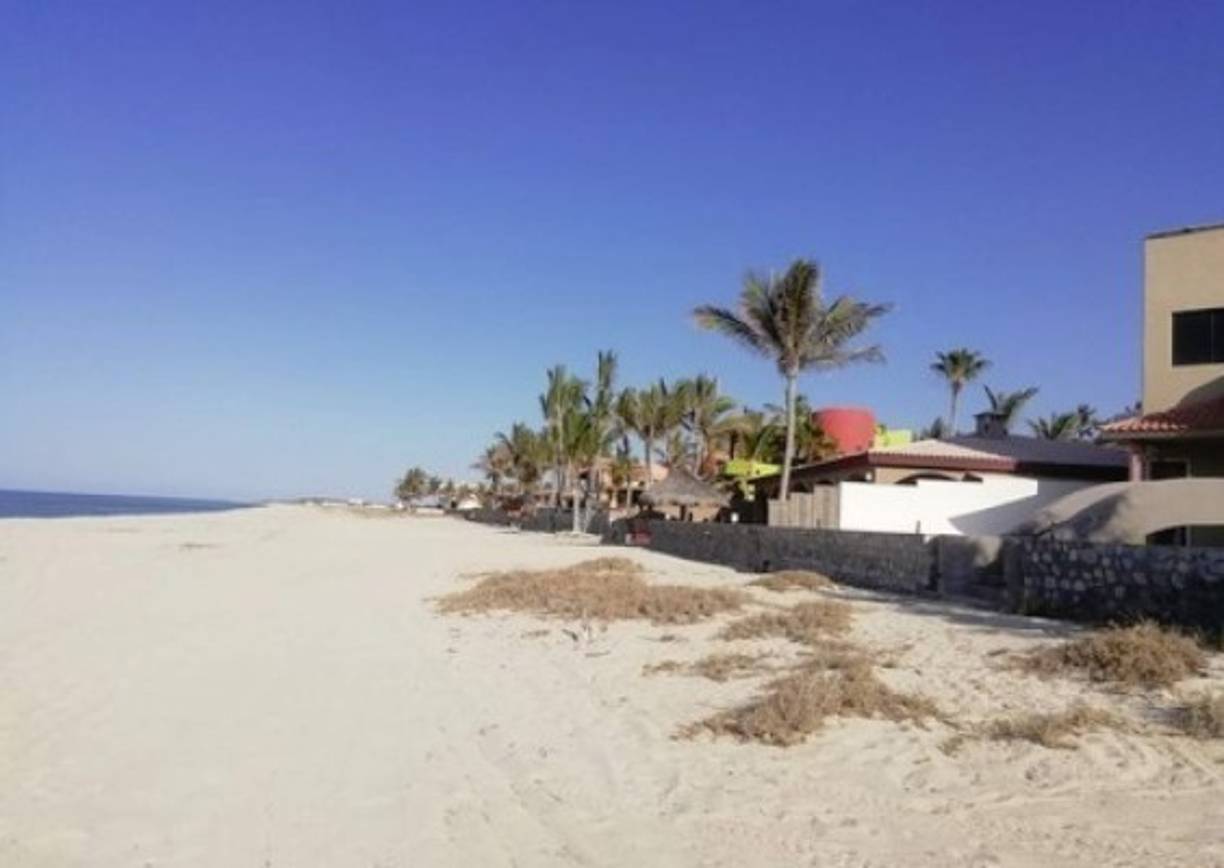 Ubicada en una de las zonas más exclusivas de Los Cabos, este lujoso rancho tiene acceso directo a la playa. Será subastado con un precio inicial de 15 millones de pesos.