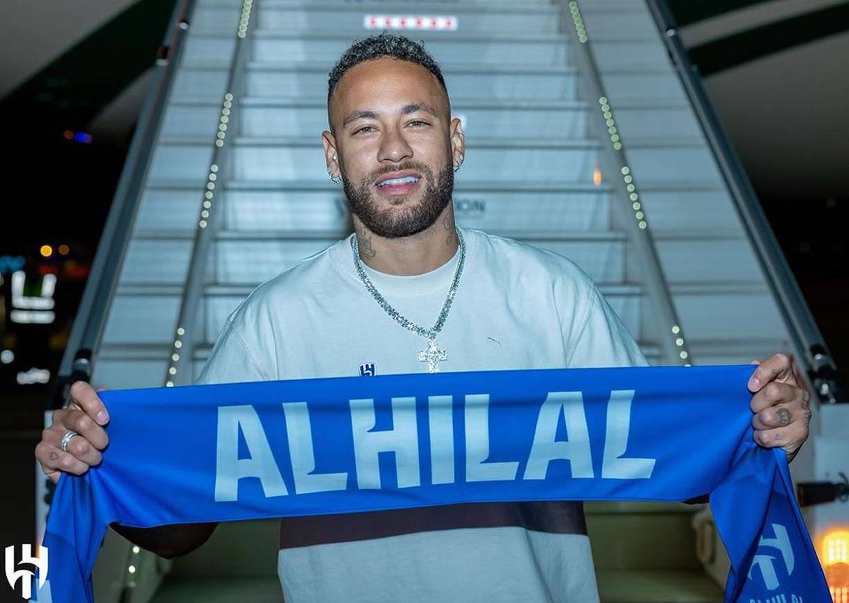El Al-Hilal acordó desembolsar 90 millones de euros (98 millones de dólares) al París Saint-Germain por la ficha del astro brasileño.