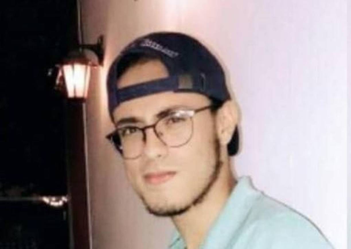 El joven se encuentra hospitalizado en el Hospital Escuela de Tegucigalpa. 