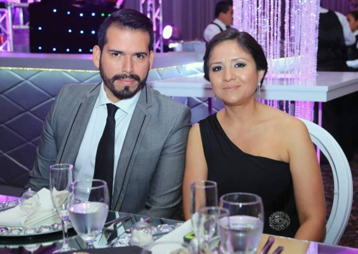 Christian Cottone y Leticia Turcios.