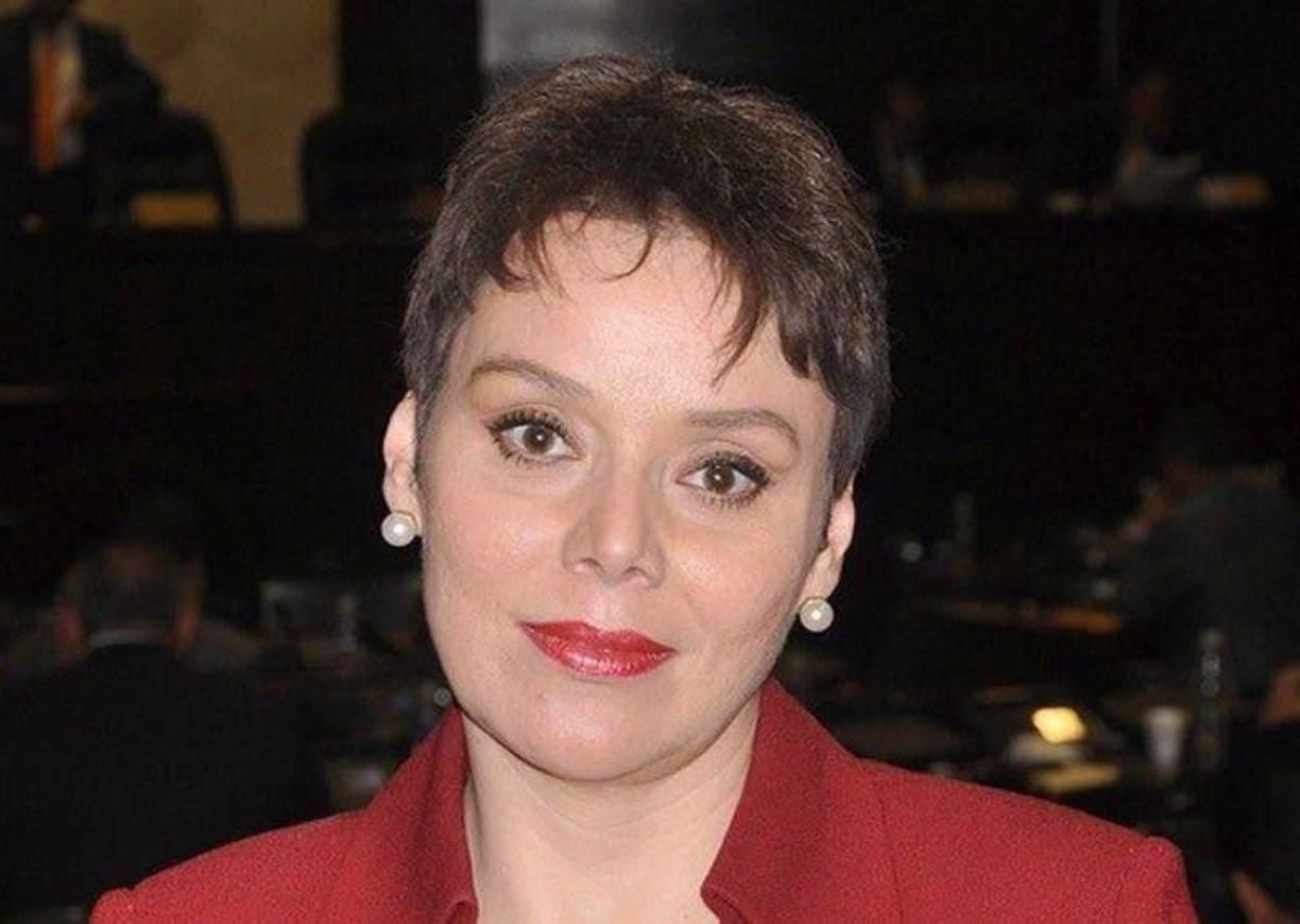 “Disentir no es motivo para penalizar a las personas y menos en temas tan sensibles. Todo lo que me hicieron en 2022 ya estaba en el pasado, yo no soy rencorosa pero esto: Ni olvido ni perdón”, escribió en sus redes sociales. 