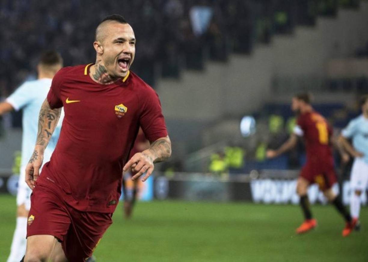 Cerrado el acuerdo Inter-Roma por Radja Nainggolan. El traspaso se ha cerrado en 24 millones más Davide Santón y el joven mediapunta Zaniolo. La Roma ya tiene atado a su sustituto que será el argentino del PSG, Javier Pastore.