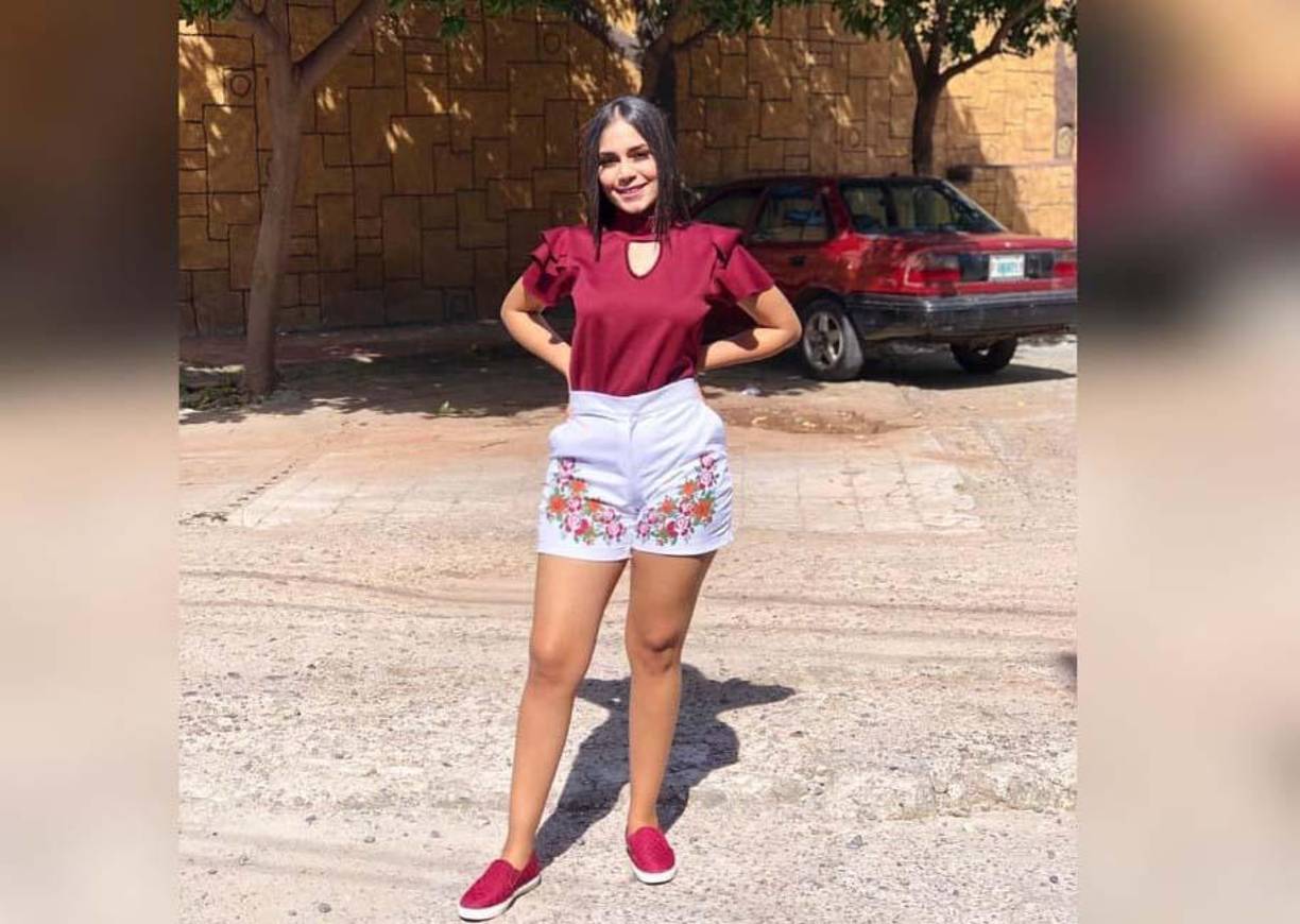 “No veo nada malo que me escriba Junior Flemmings, la información es cierta”, confesó la joven presentadora hondureña...