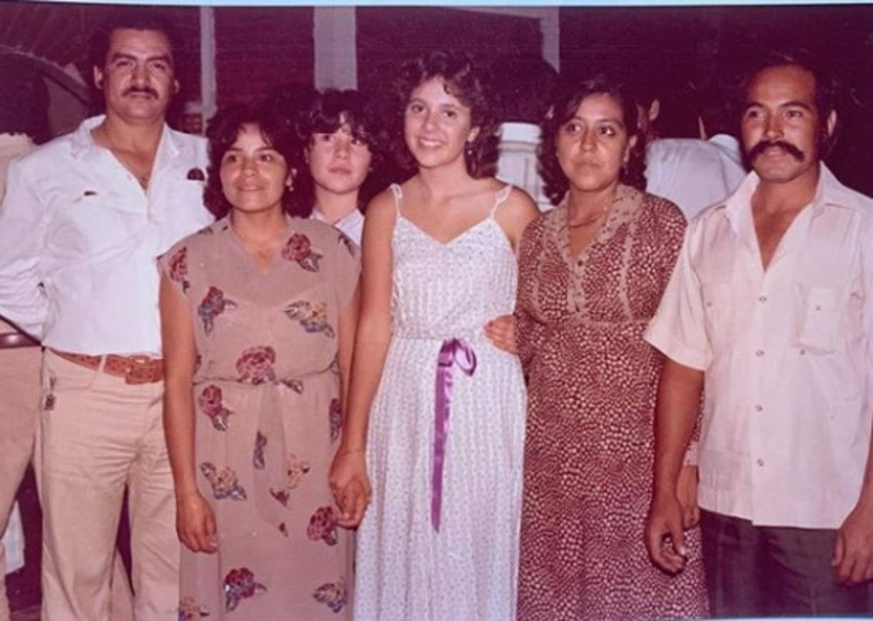 En realidad la mujer que la había traído al mundo era a quien ella veía como su hermana.