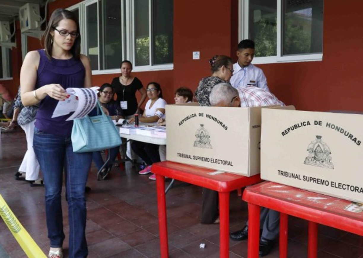 Las mujeres han llegado a ejercer el sufragio en los diferentes sectores en Honduras.
