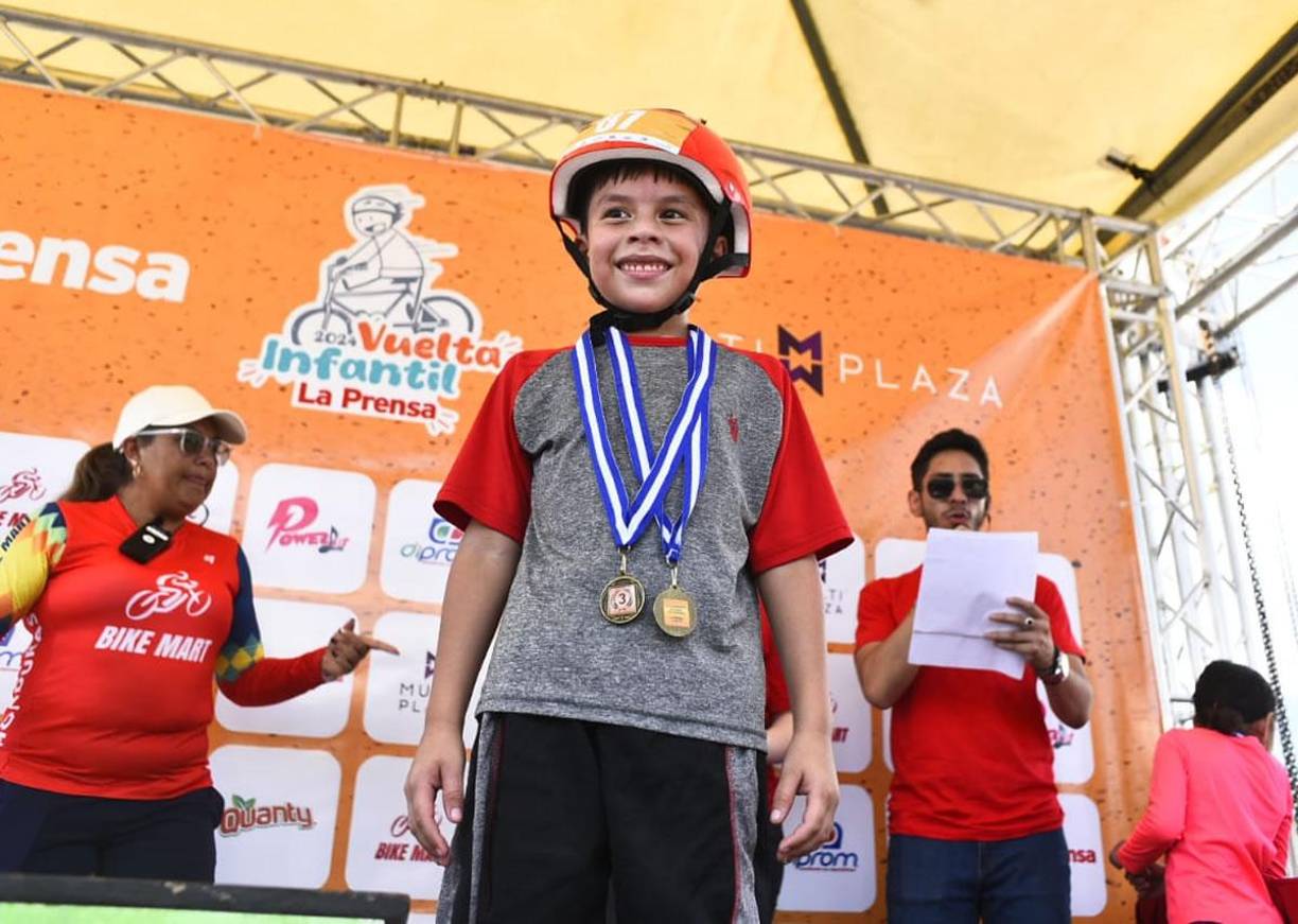 Fotos: Las premiaciones de los ganadores de la Vuelta Ciclística de LA PRENSA 2024