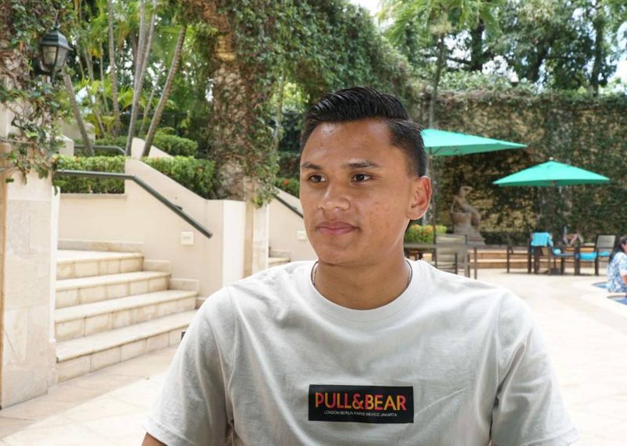 Denil Maldonado no descartó la ilusión de volver al extranjero: “Todo jugador trabaja para salir al exterior. Si sale la oportunidad bueno, sino toca estar enfocado en el equipo”, indicó.