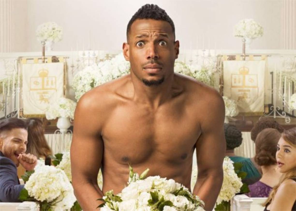 'NAKED' una perfecta película para San Valentín, donde Marlon Wayans encarna a Rob Anderson, un profesor de instituto a punto de casarse. Pero no creas que Anderson es feliz, ya que la idea de comprometerse, como que le cuesta un poco, pero más difícil aún será dar el paso después de una despedida de soltero que se va de las manos. A la mañana siguiente Rob despierta desnudo en una habitación.