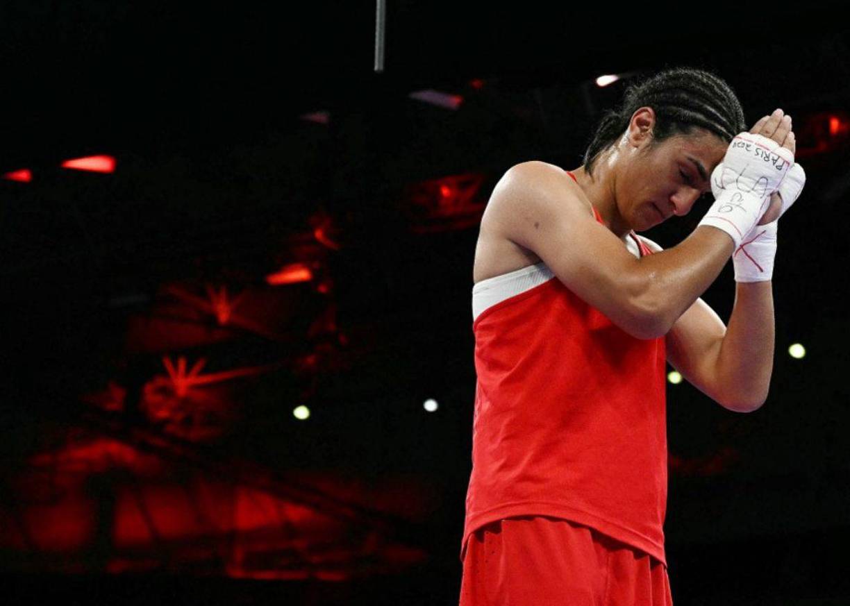 “Examen médico indica que son hombres”, aumenta el escándalo con boxeadoras